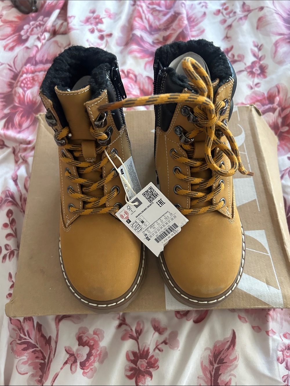 Zara Children's Wheat Lace-Up Winter Boots